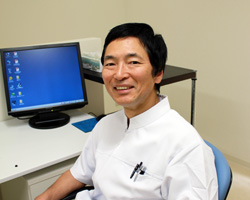 院長 辻本 俊弥